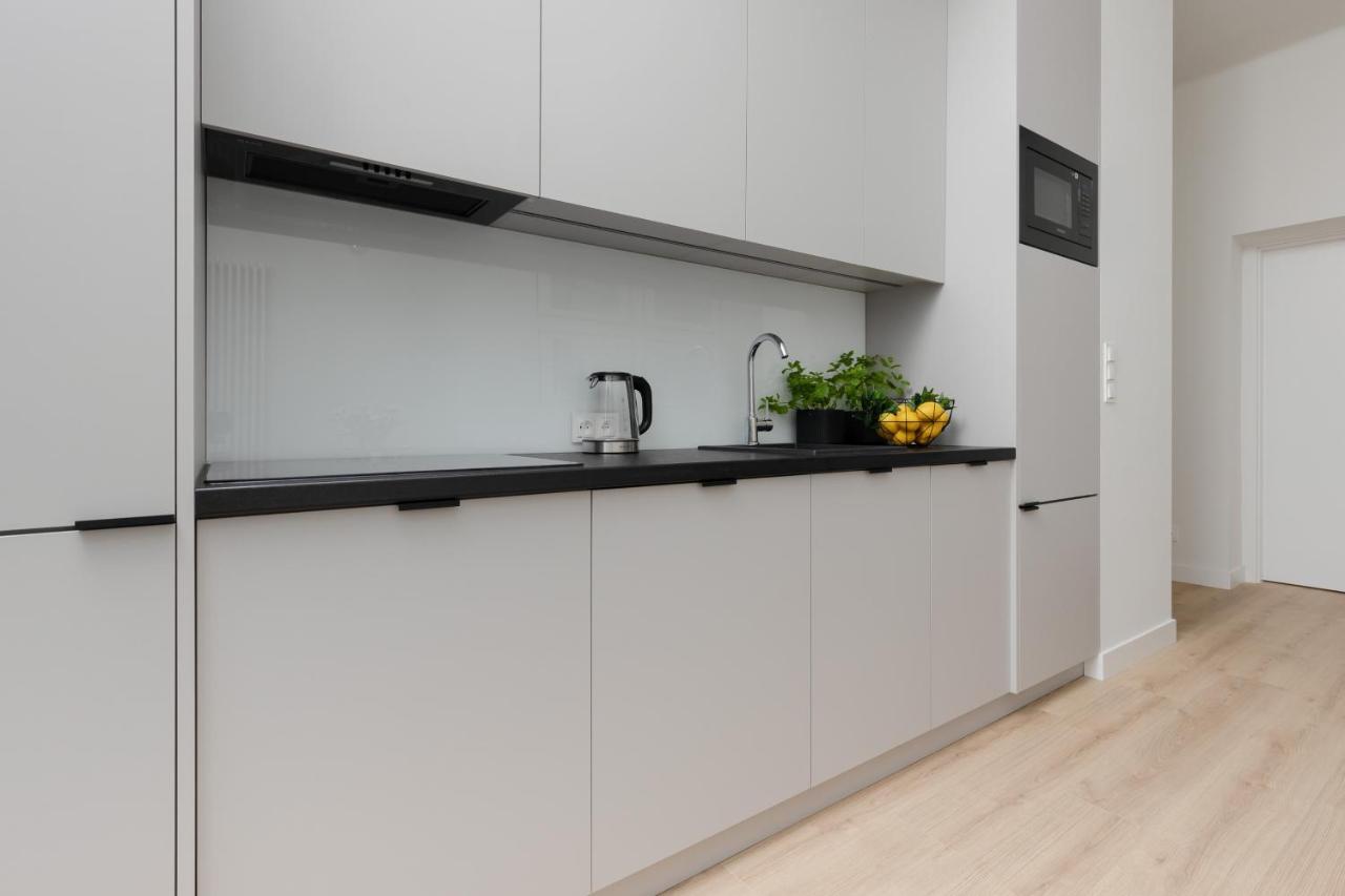 Spacious Apartment With Panoramic View Of Warsaw By Noclegi Renters 외부 사진